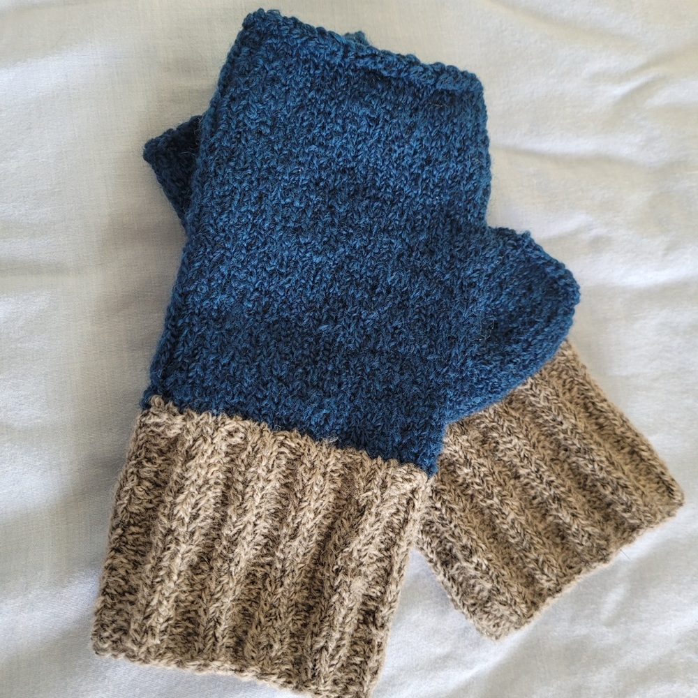 Blue and Tan Knit Fingerless Gloves